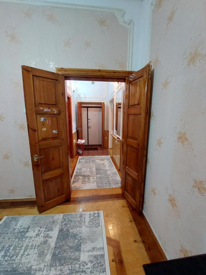 Appartamento Centr Flat Tashkent Esterno foto