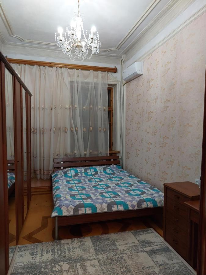 Appartamento Centr Flat Tashkent Esterno foto